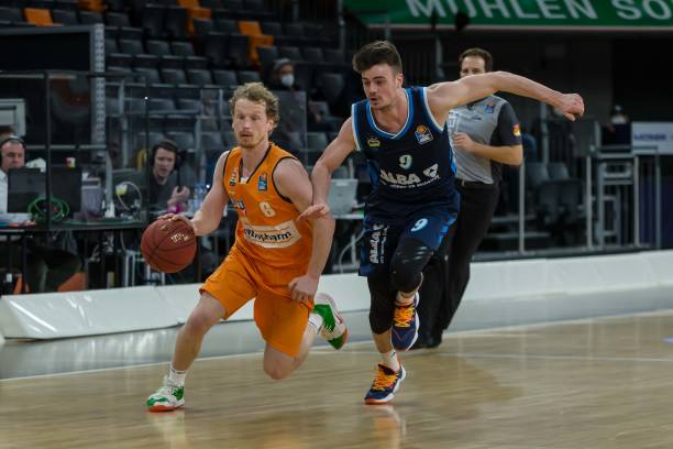 以顽强的拼 以顽强的拼